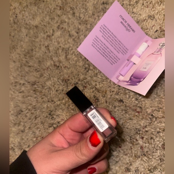 Coach beauty sample and smashbox stepped out lipgloss makeup - Picture 4 of 5